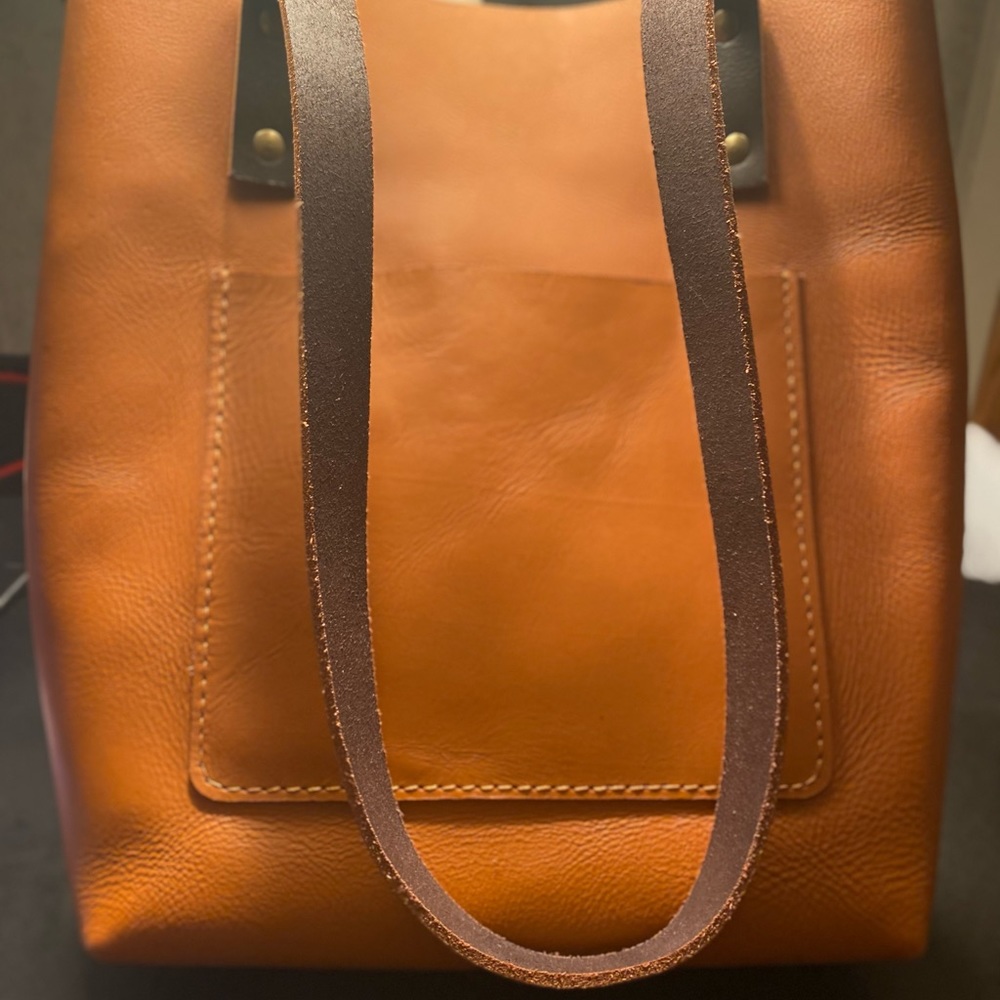 Rustic Leather Tote - Picture 2 of 12